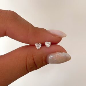 Corazones Cubic