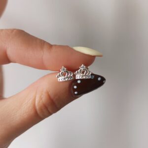 Little crown